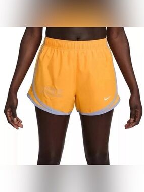 Nike Dri-FIT Tempo Running Shorts Women's Medium Orange Elastic Waist Activewear